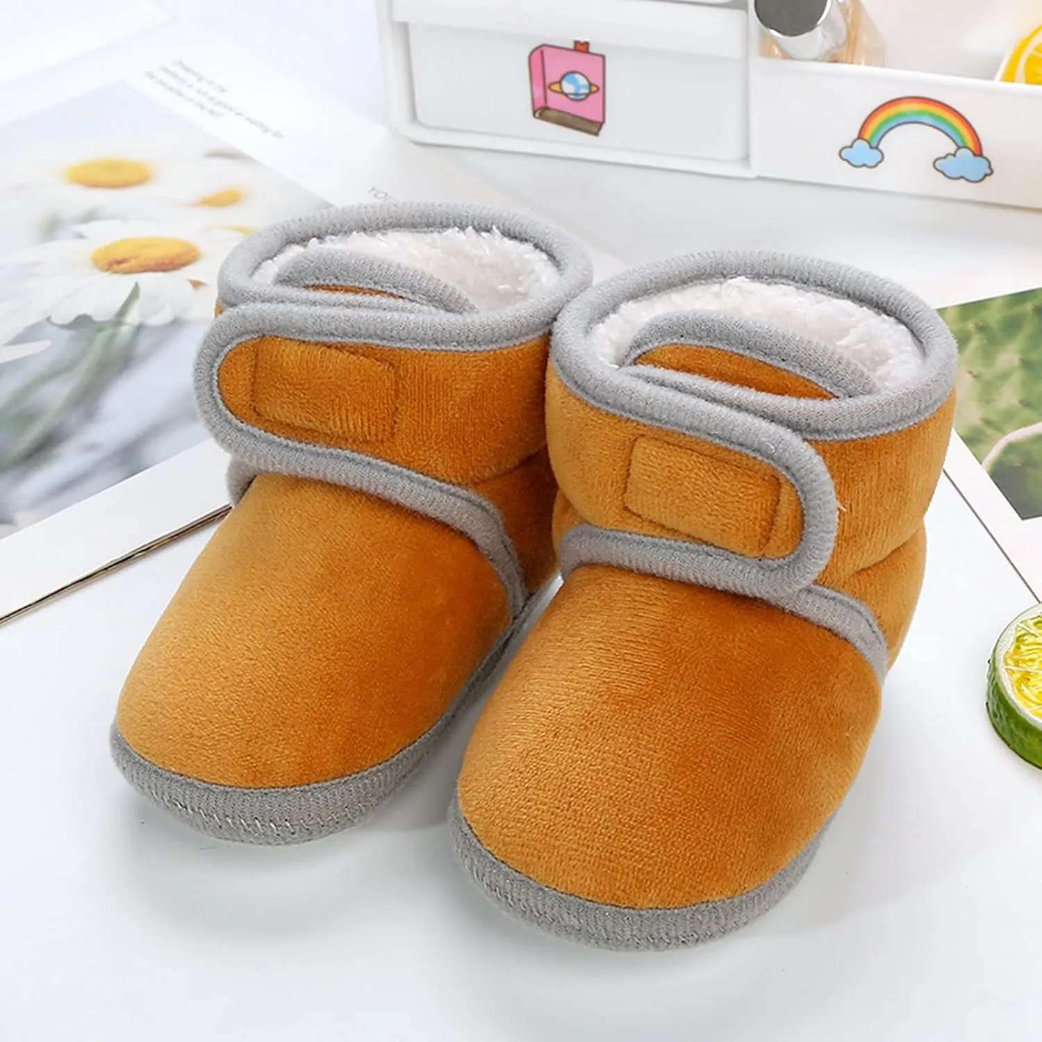 Baby Booties Newborn Boys Girl Fleece Shoes Unisex Non-Slip Boots Infant First Walkers Warm Shoes House Slippers