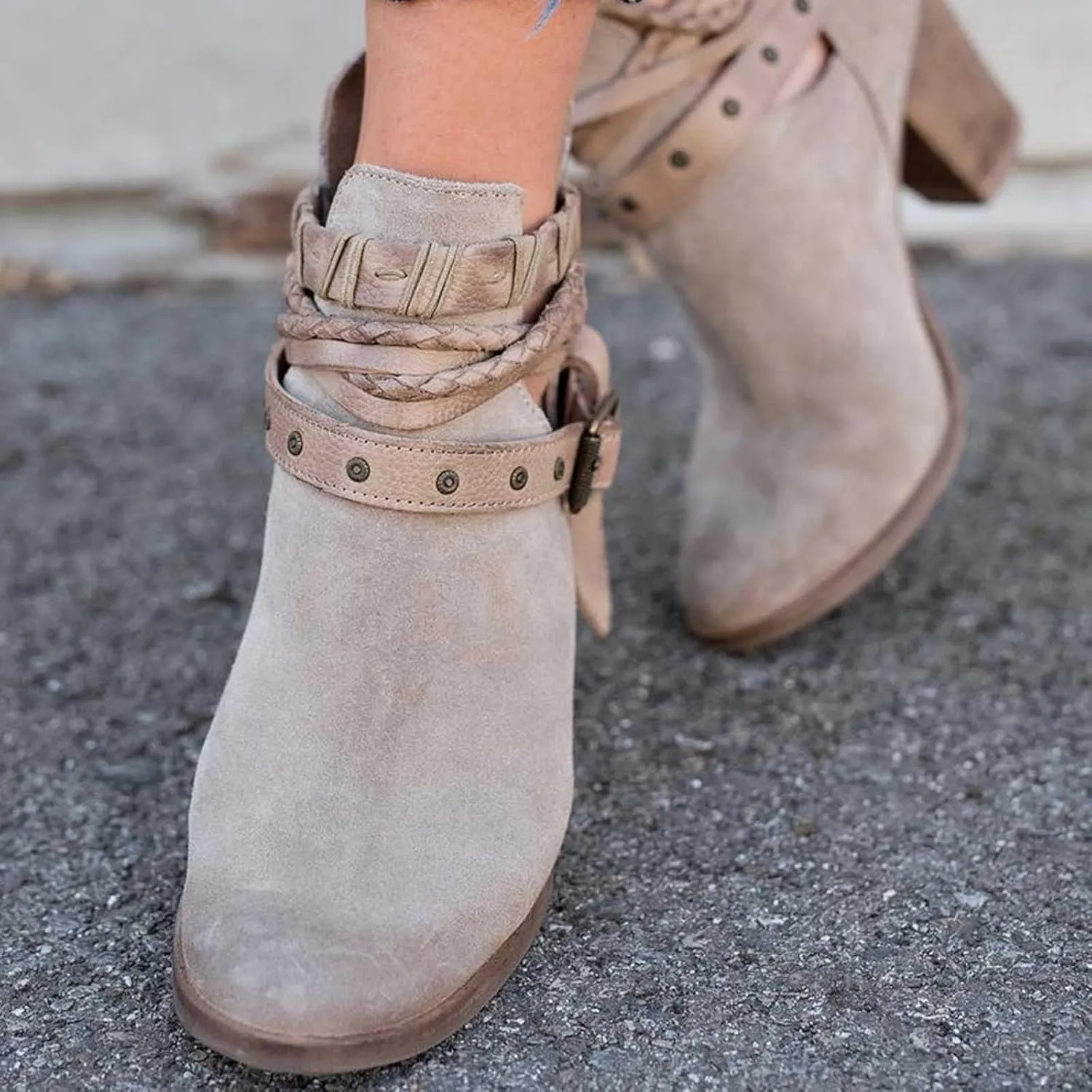Heels for Women Suede Belt Buckle Chunky Heel Boots Round Hole Strappy Boots Vintage Fashion Back Zipper Boots