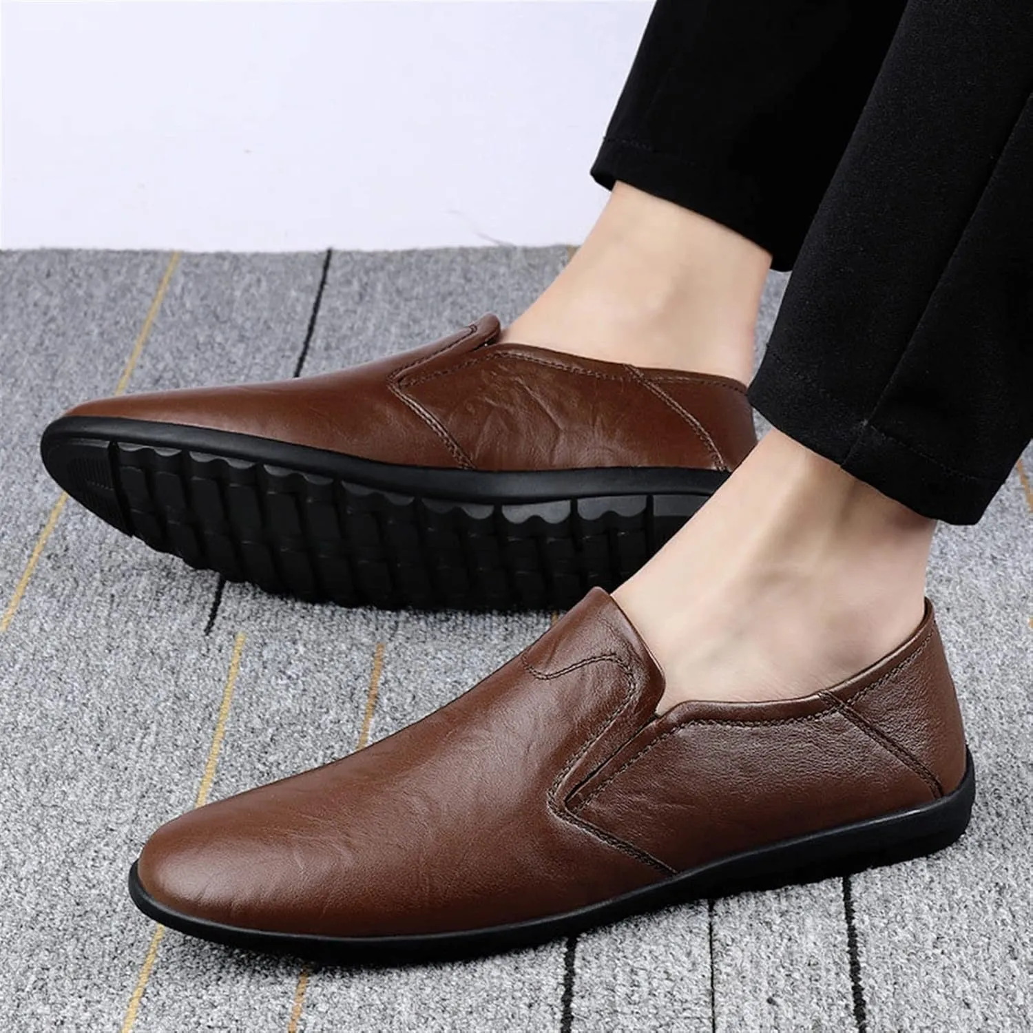 HOOENG Smoking Loafer for Men Genuine Leather Round Toe Breathable Lightweight Resistant Flat Heel Flexible Casual Slip on