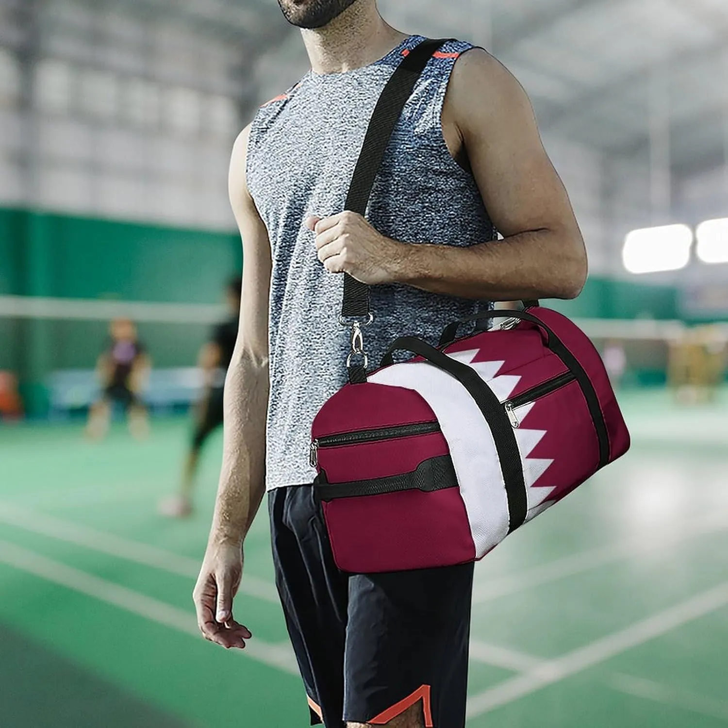 Lightweight Qatar Flag Duffel Bag for Boys Girls with Shoe Compartment Weekender