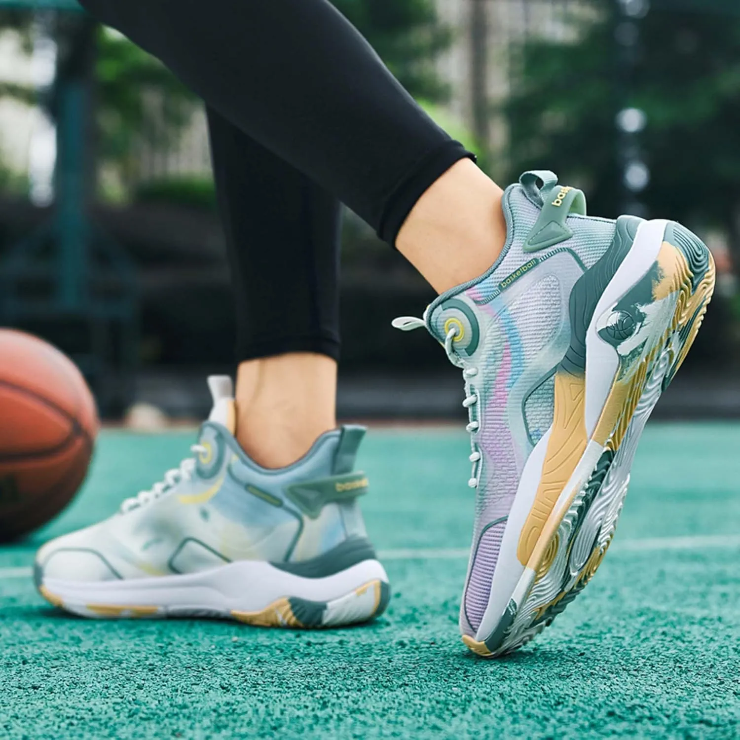 Mens and Womens Lace Up Mid Top Basketball Sneakers High Elasticity Running Shoes Rubber Sole Wear Resistant Walking Shoes Comfortable and Breathable Badminton Shoes Tennis Shoes Cross Training Shoes