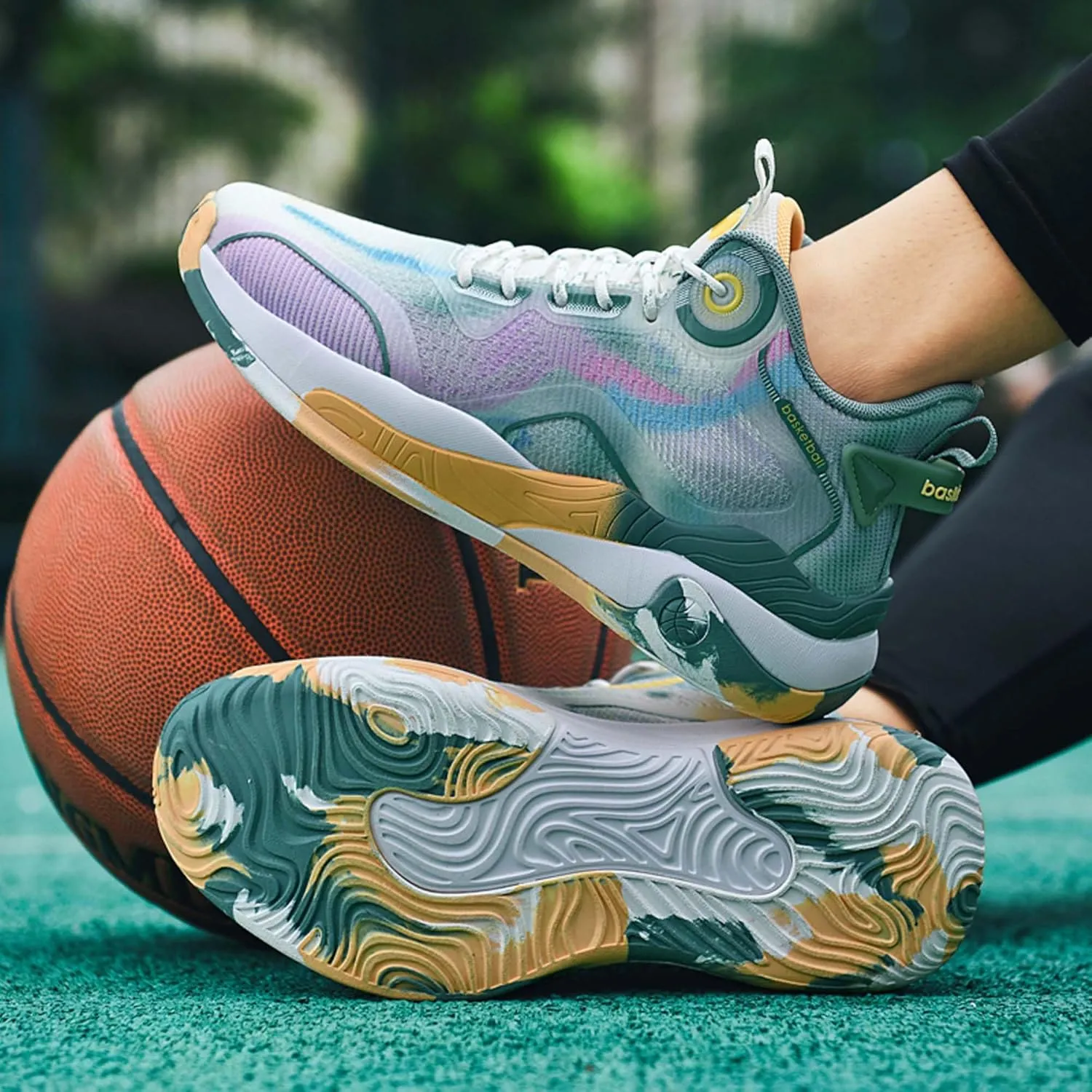 Mens and Womens Lace Up Mid Top Basketball Sneakers High Elasticity Running Shoes Rubber Sole Wear Resistant Walking Shoes Comfortable and Breathable Badminton Shoes Tennis Shoes Cross Training Shoes