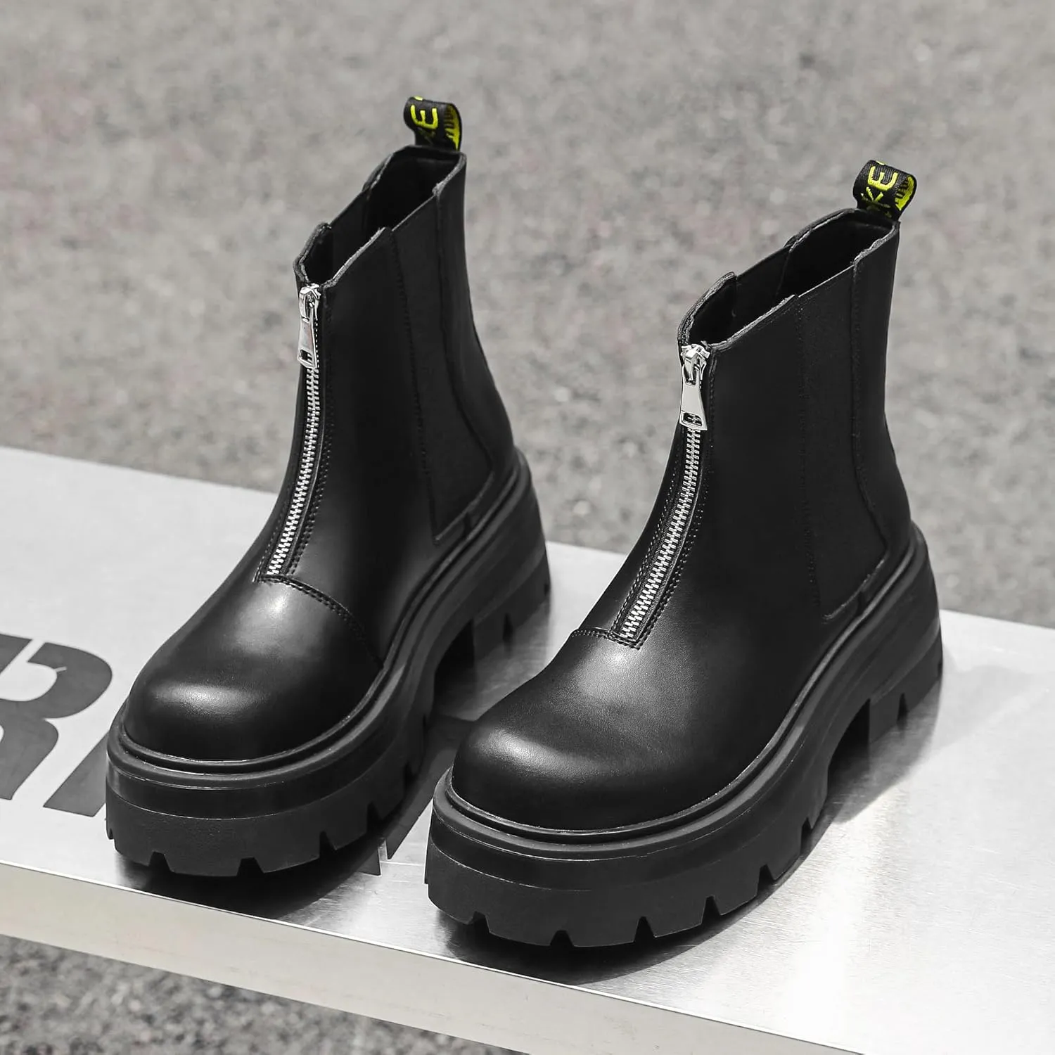 Mens Chelsea Boots Comfort Platform Work Boots Zipper Leather High Top Motorcycle Boots