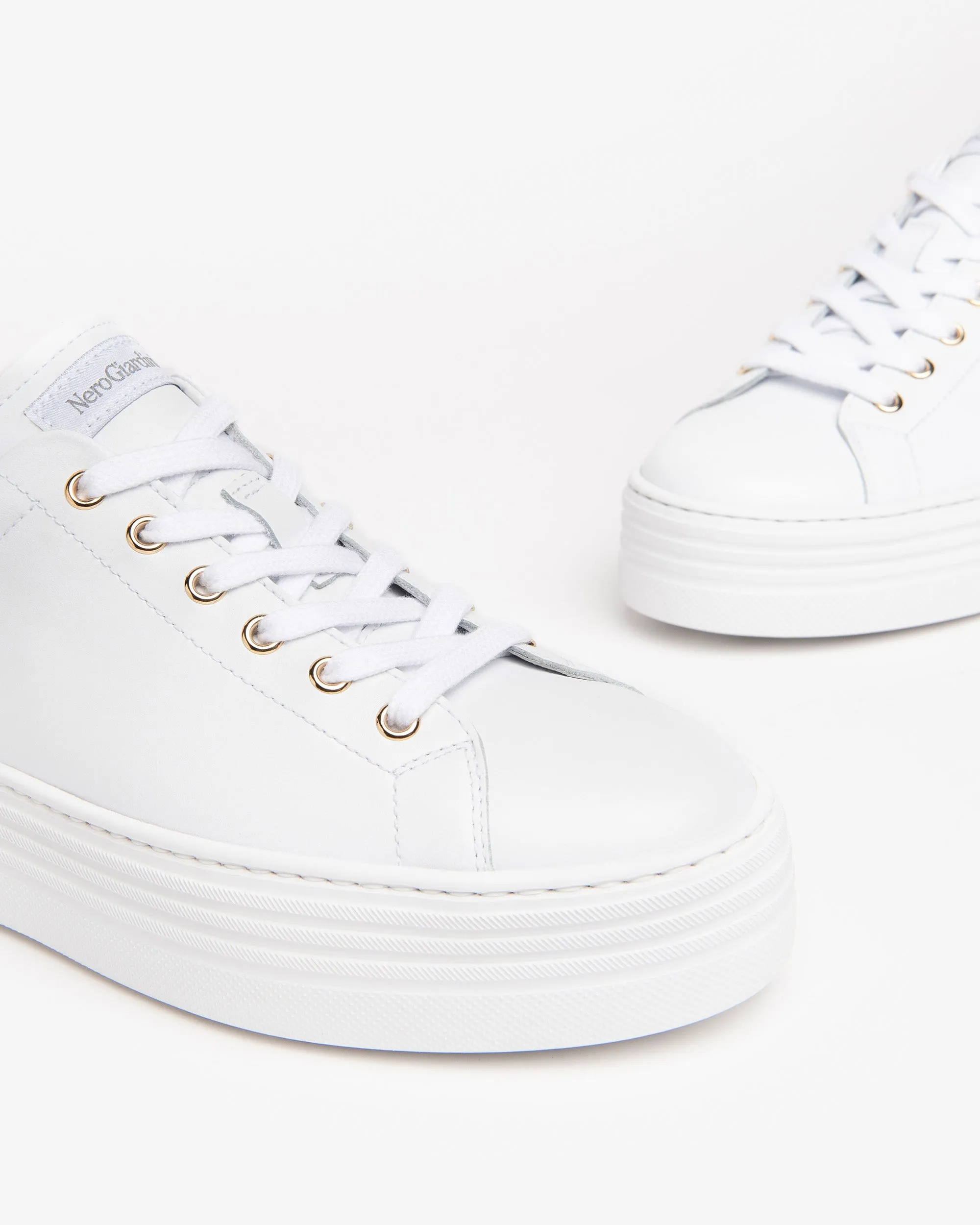NeroGiardini White Platform Trainer |E306521DWH
