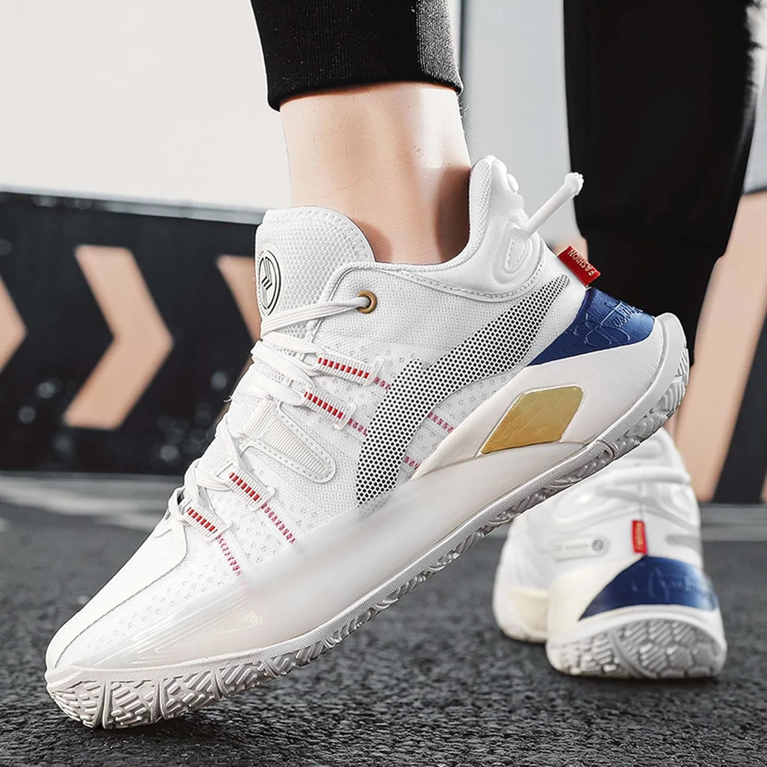 Professional Basketball Shoes Couple Fashion Running Sneakers Wearable Cushioning Youth Basketball Shoes