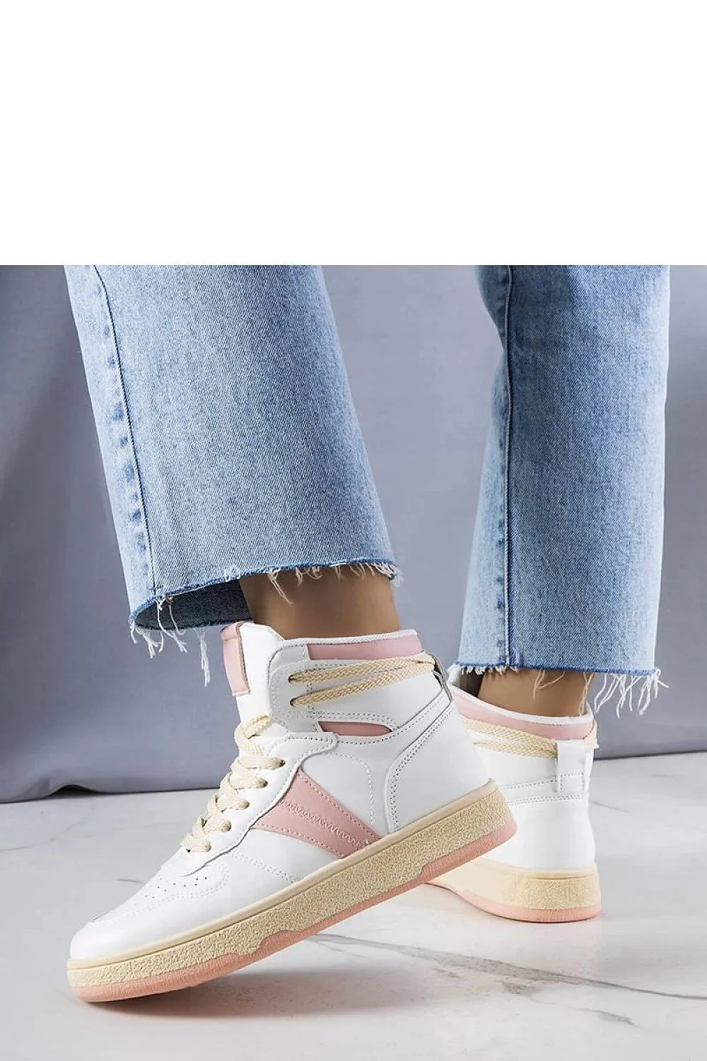 Sneakers model 208009 Solea