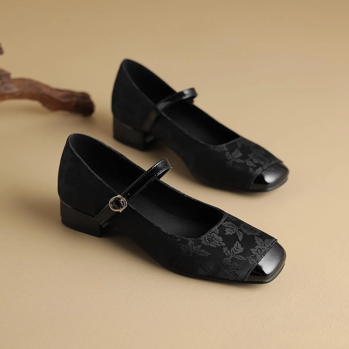 Women Square Closed Toe Mary Jane Flats Ankle Strap Cap Toe Flats Two-Toned 1 Inch Low Flat Heel Dress Shoes Embroidered Flat Shoes for Office Ladies Girls Party Club Driving Flats 4-10 M US