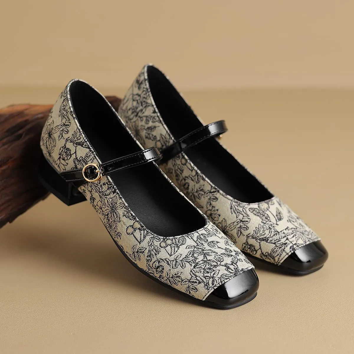 Women Square Closed Toe Mary Jane Flats Ankle Strap Cap Toe Flats Two-Toned 1 Inch Low Flat Heel Dress Shoes Embroidered Flat Shoes for Office Ladies Girls Party Club Driving Flats 4-10 M US