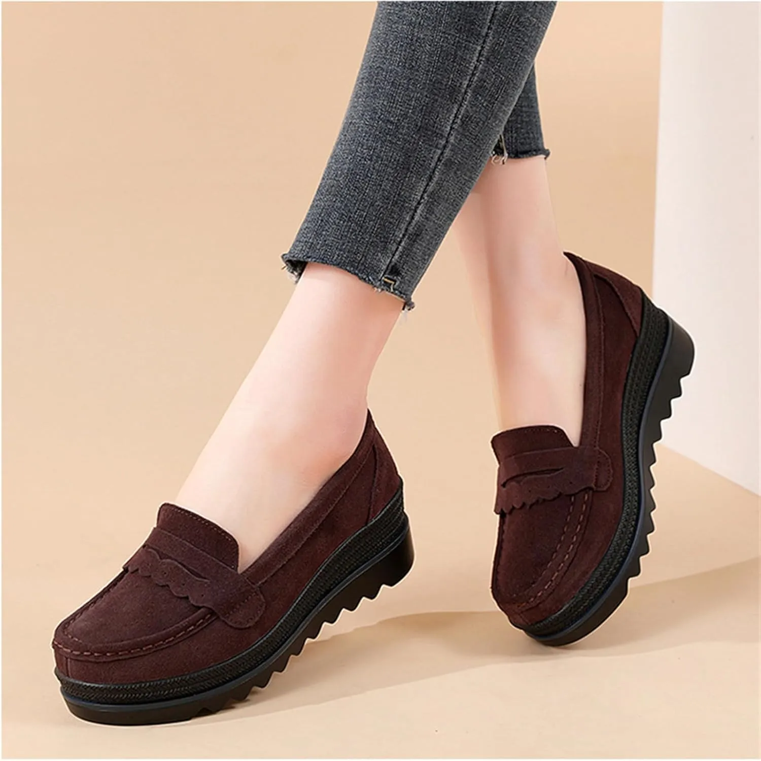 Yuizko Women's Suede Slip-On Platform Loafers with Arch Support,Casual Soft Comfortable Moccasin Sneakers Non-Slip Orthopedic Penny Walking Shoes
